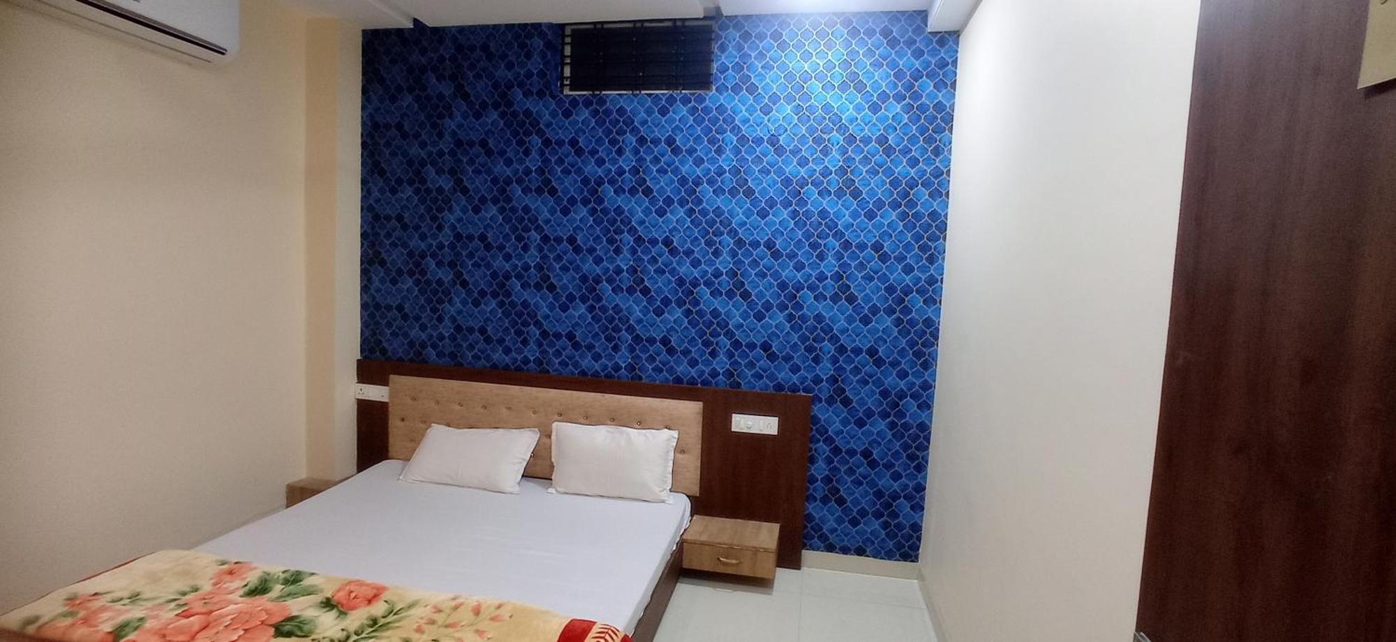 Hotel Shri Vallabh Kripa Sehore ภายนอก รูปภาพ