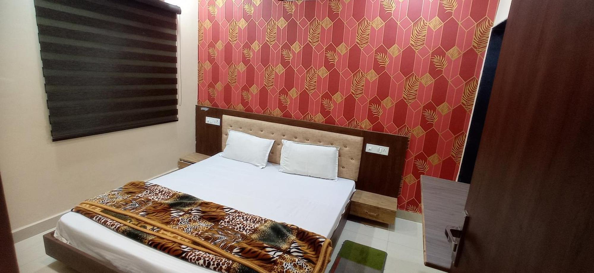 Hotel Shri Vallabh Kripa Sehore ภายนอก รูปภาพ